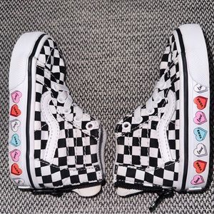 VANs (Candy Hearts) Black and White (Toddler)